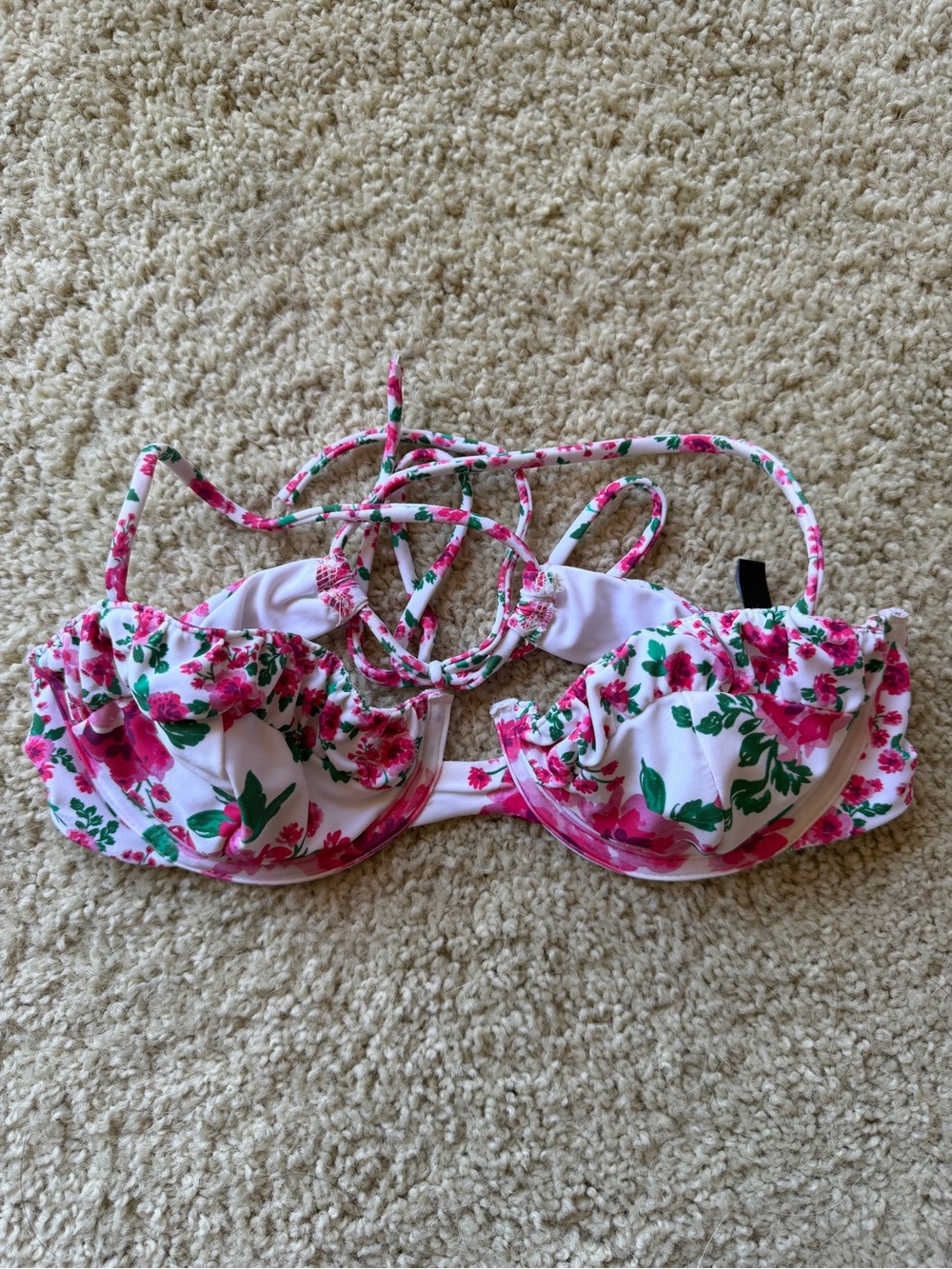 for love and lemons bikini top💚